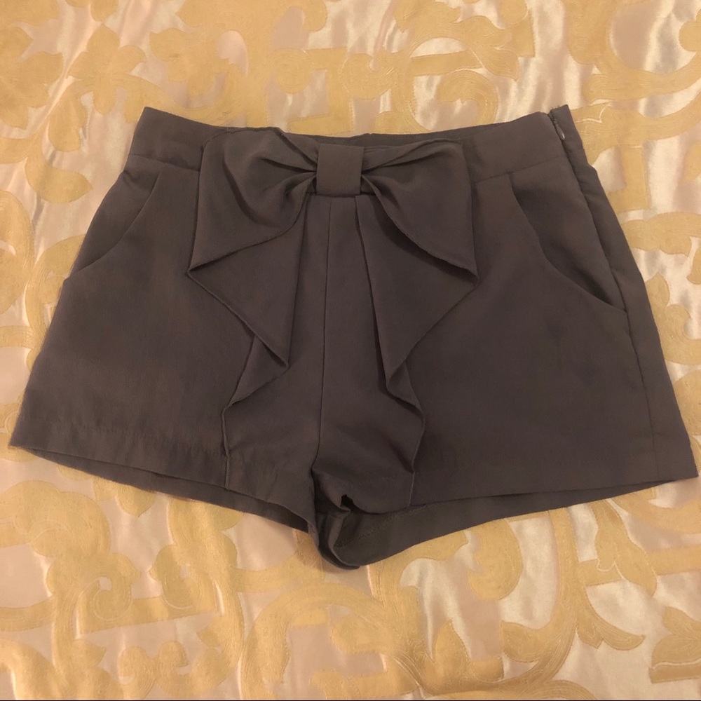 NASTY GAL Peppermint Bow Culotte Shorts - Small